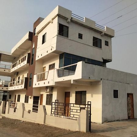 Apartmán Shivam Residency Ellora Exteriér fotografie