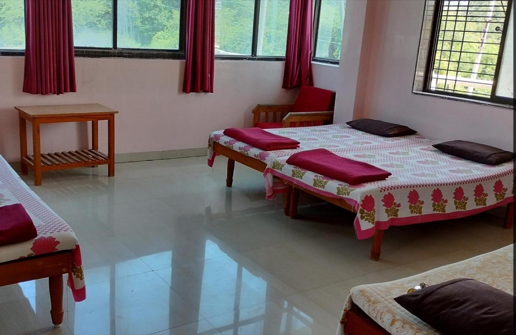 Apartmán Shivam Residency Ellora Pokoj fotografie